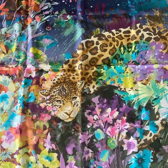 Salvatore Ferragamo 花柄スカーフ シルク　パープル　グリーン Salvatore Ferragamo Sulk Scarf